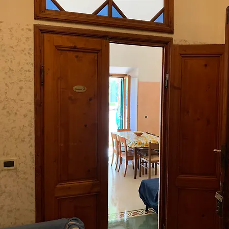 Gemini Apartment *