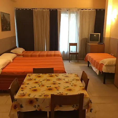 Gemini Apartment *