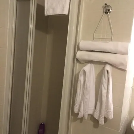 Gemini Apartment *