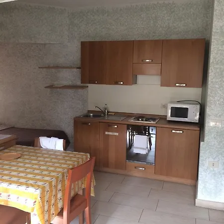 Gemini Apartment *